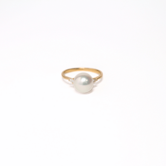 18K Yellow Gold South Sea Pearl and Diamond Ring 9MM 10PTS