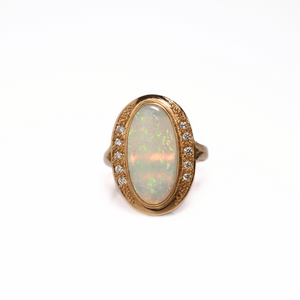 18K Yellow Gold Crystal Opal and Diamond Ring 2.55CT