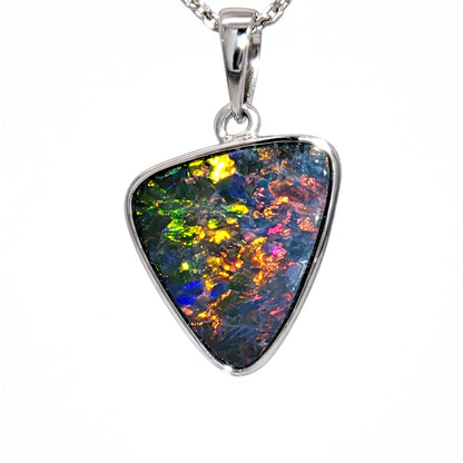 10K White Gold Doublet Opal Pendant 2.50CT