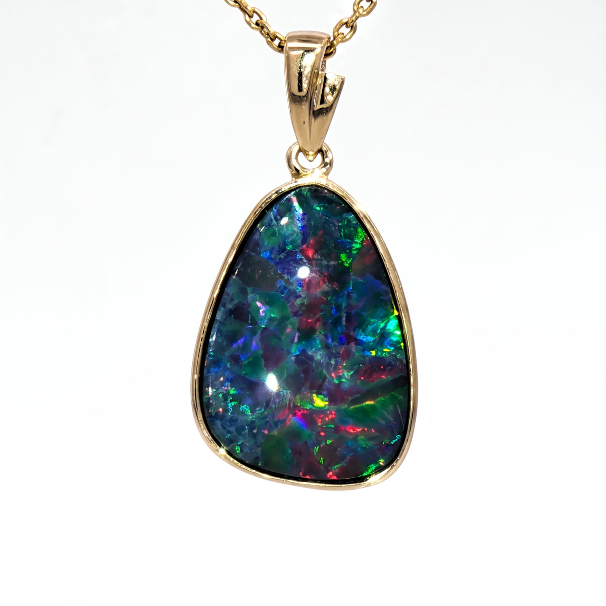 10K Yellow Gold Doublet Opal Pendant 3.90CT